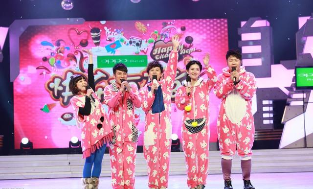 李维嘉和吴昕:谢娜待产，吴昕解约，维嘉缺席录制，“快本”这是要停播了吗？
