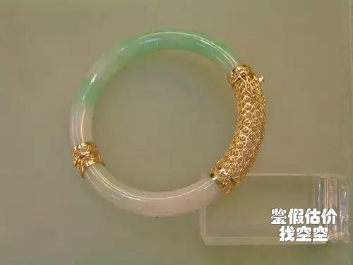 手镯玉碎了有什么说法,经常佩带的玉碎了该如何补救？