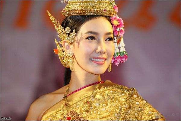 泰国十大女星:泰国和中国的高圆圆大家喜欢更哪个