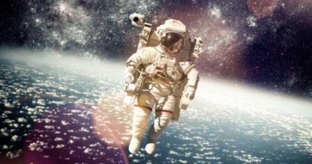 人体漂浮术:如果人死后漂浮在太空，身体会被分解吗