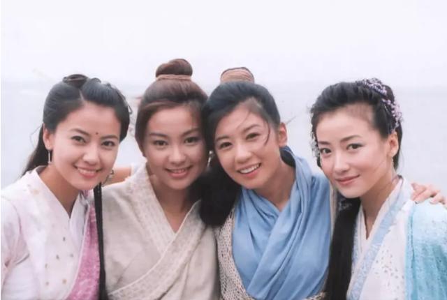 贾静文:高圆圆和贾静雯，你觉得谁更美，你更喜欢哪一位，为什么？