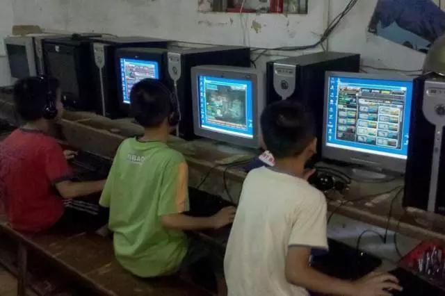 网吧灵异事件真实经历:网吧里发生过哪些让你很震惊的事？