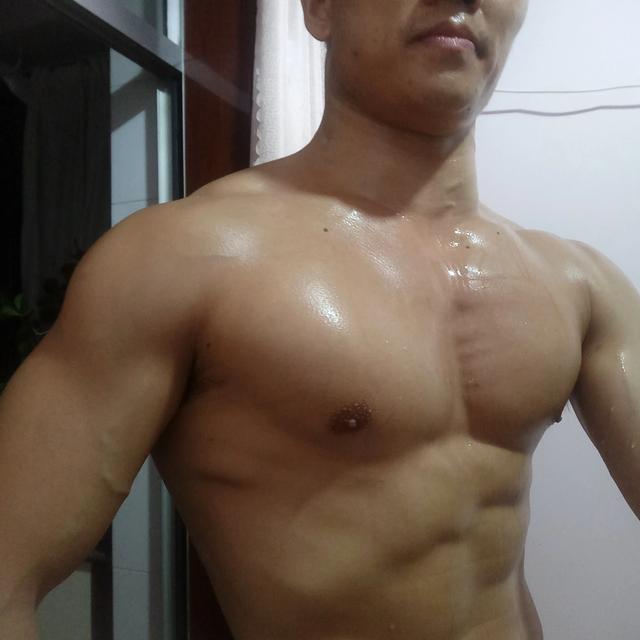 身上的肉很松，通过哪些锻炼可以紧实？