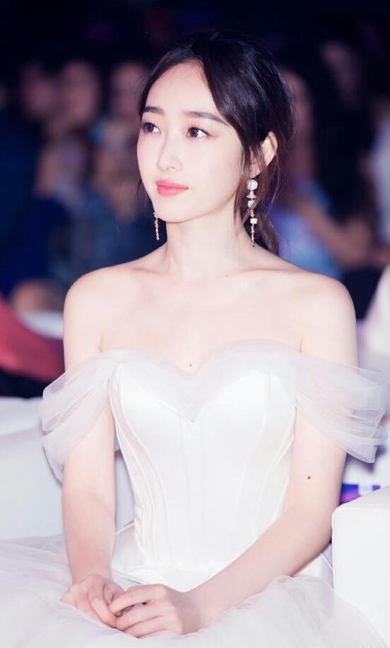 郝彤近况:为什么有些人说陈晓旭之后再无林黛玉？