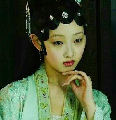 郝彤近况:为什么有些人说陈晓旭之后再无林黛玉？