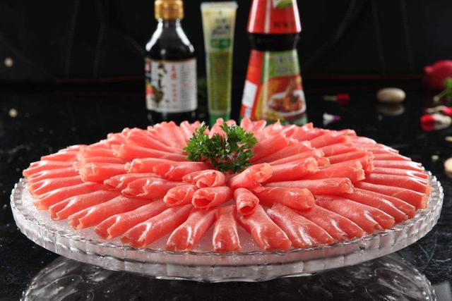 鱼子酱为何这么昂贵，日本和牛到底是何方神物？为何这么贵？真的好吃吗？
