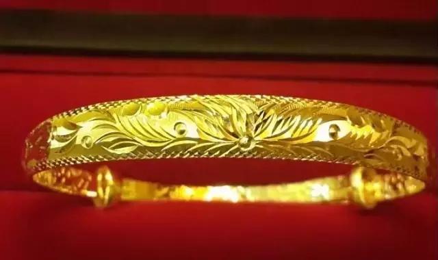 手镯款式名称大全,不同款式的黄金手镯都有什么寓意？