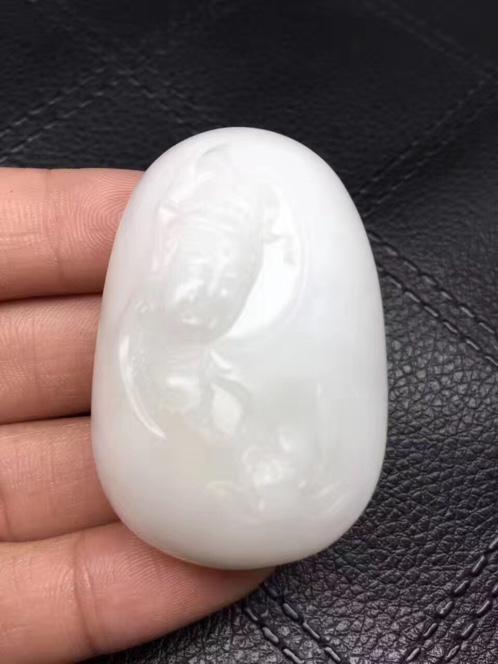 和田玉的料子分类,和田玉市场上有多少种俄料？