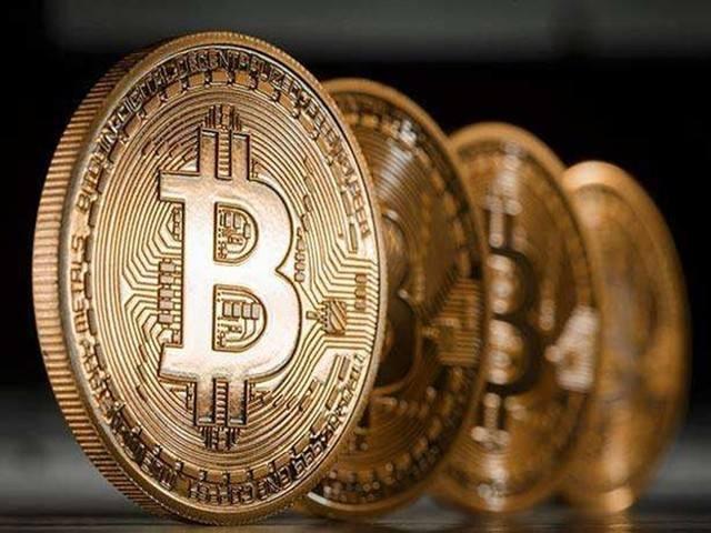 比特币今日价格行情:给你一百万人民币或一万个比特币，你会选择哪个？