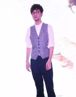 小刚周传雄:你们觉得小刚周传雄这次能真正火起来，重回昔日巅峰吗