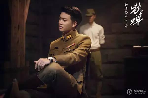 林心如倾世皇妃剧照:40岁林心如仍在演玛丽苏偶像剧，为何网友们不买单了