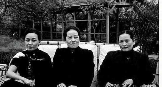 蒋宋孔陈四大家族:贾王史薛四大家族里，谁家对其他三家影响力最大？