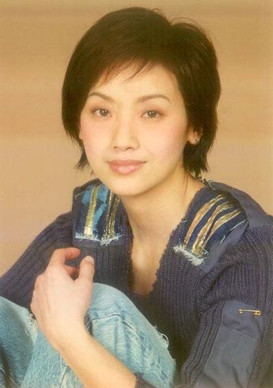 张曼玉唱歌:王祖贤和张曼玉是你心中香港电影的女神形象吗？