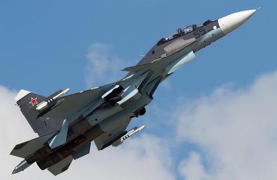 比如著名的f15战机,f14战机,苏30战机,米格31战机等使用的就是双人