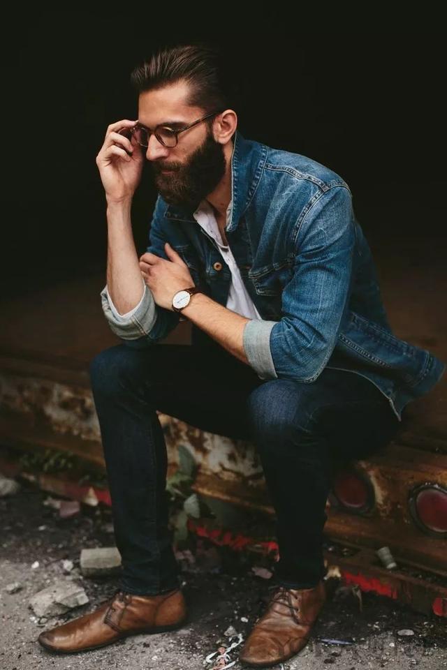男式<a href=https://maguai.com/list/54-0-0.html target=_blank class=infotextkey>休闲</a>夹克:男士秋冬攻略之如何挑选夹克？