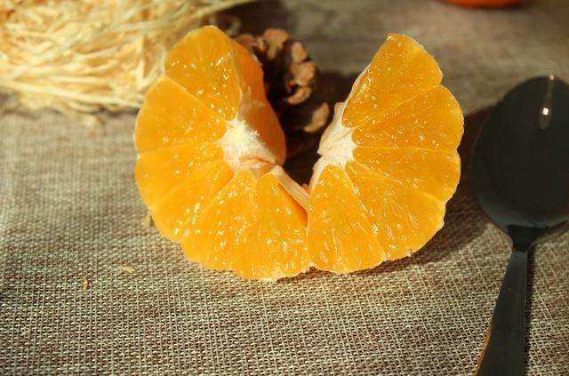 橙子是凉性还是热性,橙子是上火的还是去火的？