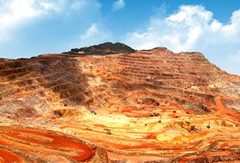 中国最大碳纤维基地正式投产，中国“第一大金矿”的福建紫金山金铜矿，年产黄金多少万公斤？