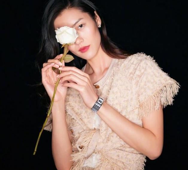 方敏雅:哪些女明星不是双眼皮也特别好看