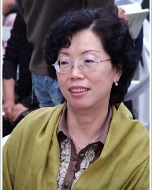 余光中去后,老百姓知道的中国活诗人还有谁？