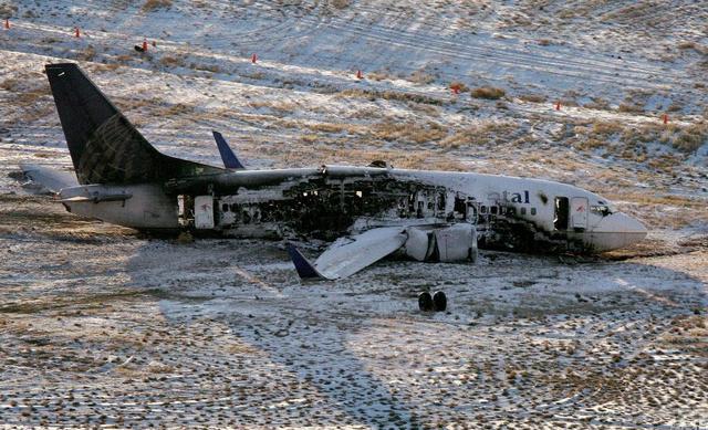 为什么飞机坠毁,摔成碎片渣渣,黑匣子还能完好无缺？