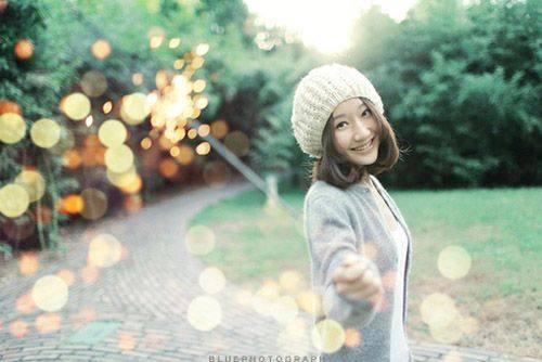适合发<a href=https://maguai.com/list/256-0-0.html target=_blank class=infotextkey><a href=https://maguai.com/list/256-0-0.html target=_blank class=infotextkey>朋友圈</a></a>的短句子伤感:有哪些虐心的说说短句子呢？