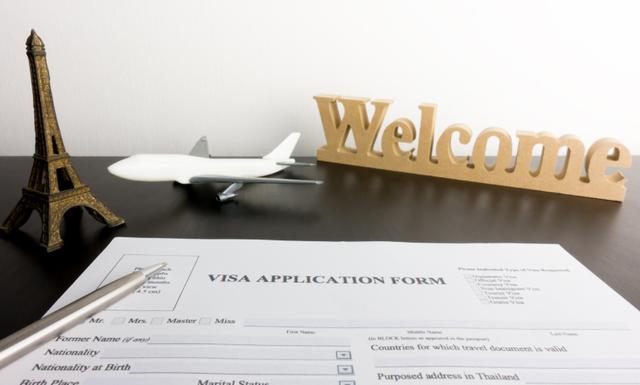 法国旅行:法国旅游，办理法国签证需要准备哪些材料