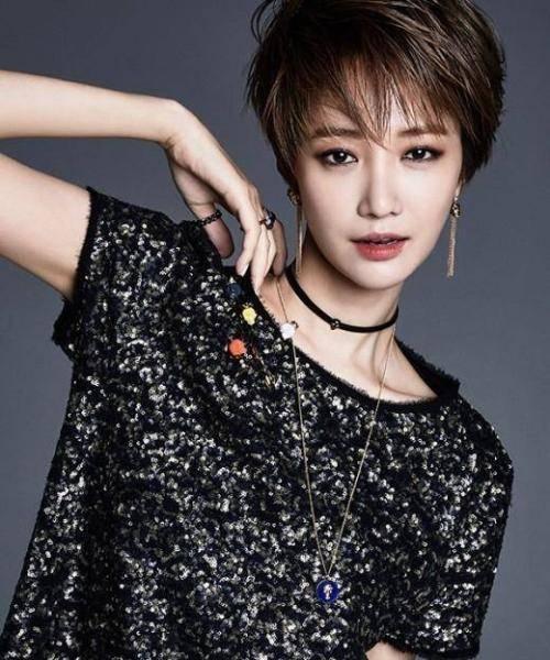 梁咏琪短发发型图片:剪短发如果不染发会土气吗？