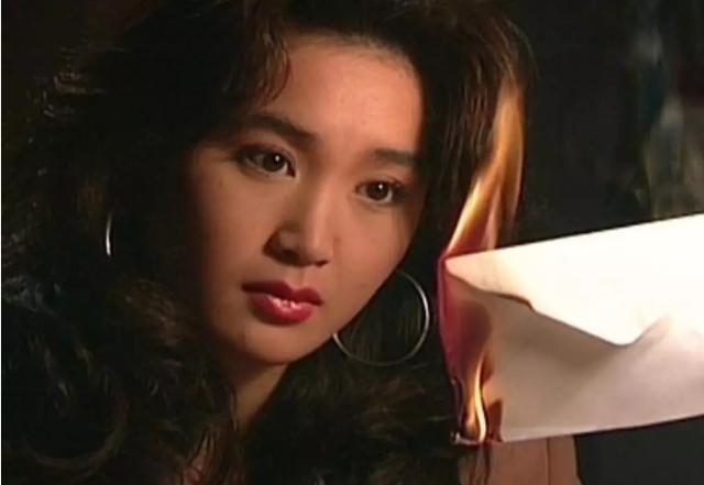 温碧霞个人资料:如何评价香港女星温碧霞？