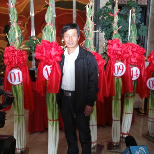 山东章丘大葱高过人:山东章丘的大葱最高多少米？