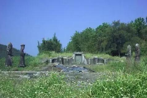 爷爷坟风水决定孙子,祖坟漏洞会不会对后代有影响？