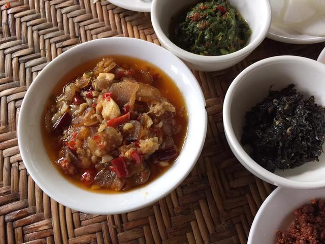 傣族的饮食:西双版纳的傣家菜有什么特色？