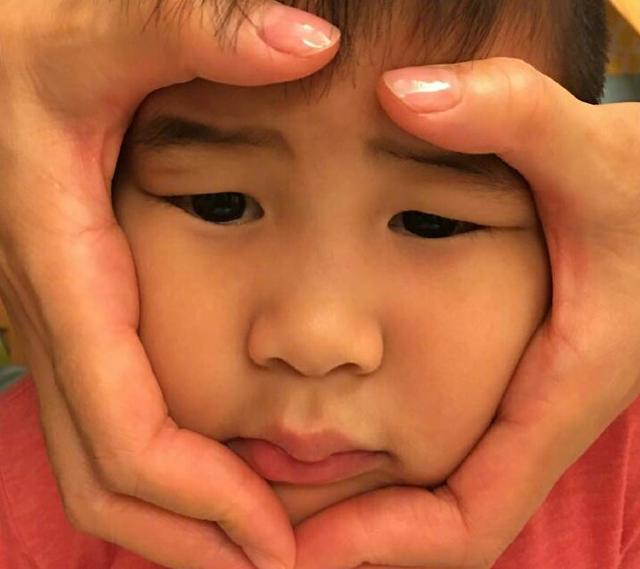胡可儿子:女星胡可给你感觉是外向还是内向