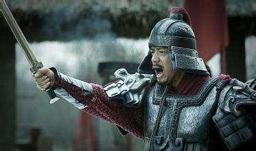 战神项羽三万兵力能打赢彭城之战，十万兵力为何打不赢垓下之战？