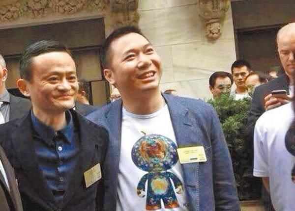 为什么有些人对赵薇夫妇的容忍度那么低？:黄友龙
