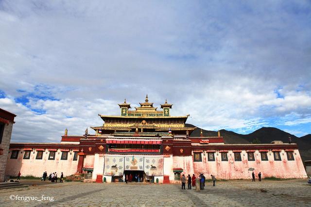 西藏山南旅游能看到怎样的风景莲师图片大全观想