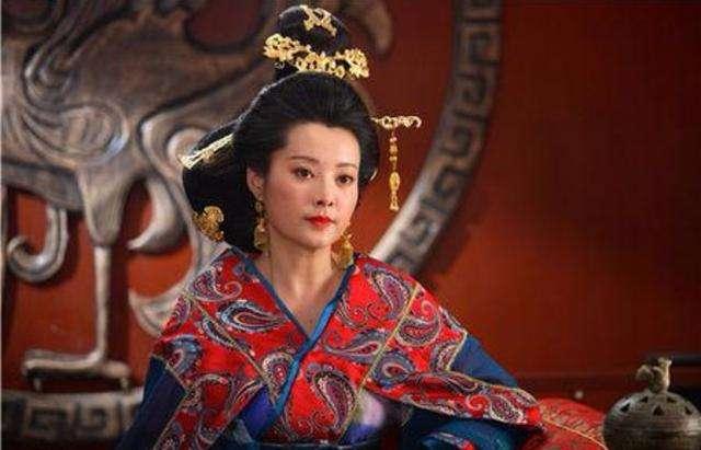 章子怡捐款门:章子怡这几年都有什么大新闻呢