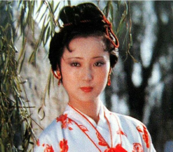 郝彤近况:为什么有些人说陈晓旭之后再无林黛玉？