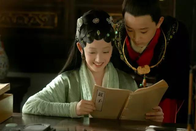 郝彤近况:为什么有些人说陈晓旭之后再无林黛玉？