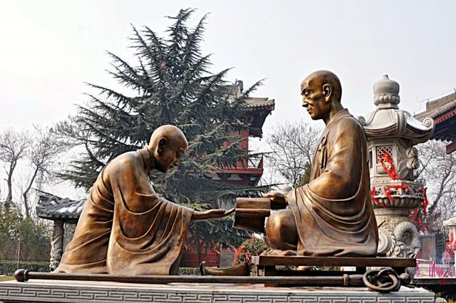 陈凯歌的电影:为什么陈凯歌电影里的人物都不正常，大多比较癫狂？