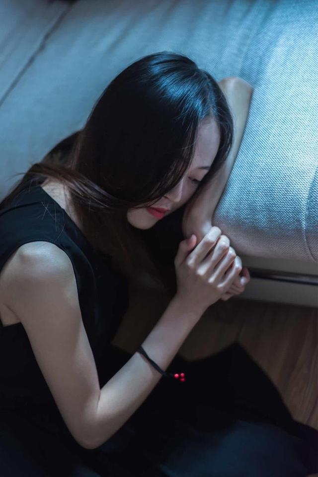 伤感的<a href=https://maguai.com/list/256-0-0.html target=_blank class=infotextkey>朋友圈</a>句子大全:有哪些微信<a href=https://maguai.com/list/256-0-0.html target=_blank class=infotextkey>朋友圈</a>伤感的一句话<a href=https://maguai.com/list/46-0-0.html target=_blank class=infotextkey>语录</a>分享？