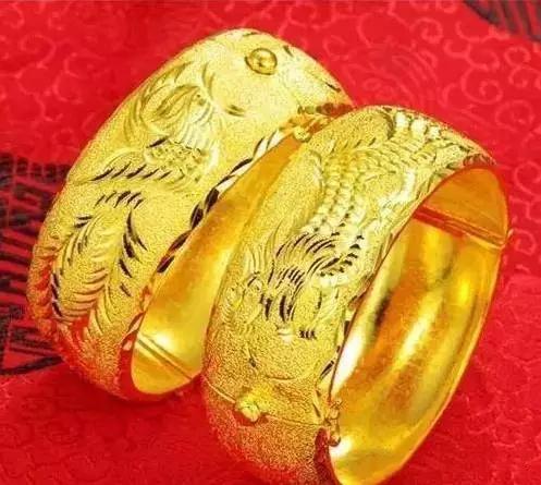 手镯款式名称大全,不同款式的黄金手镯都有什么寓意？