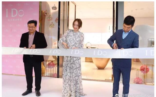 酷我音乐电台萱草照片:你们是在用酷我还是酷狗音乐？