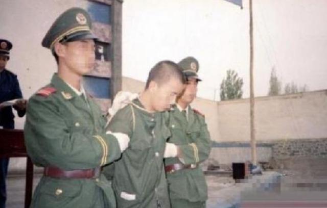 兵马俑真有灵异事件吗:秦始皇的一个兵马俑到底值多少钱？