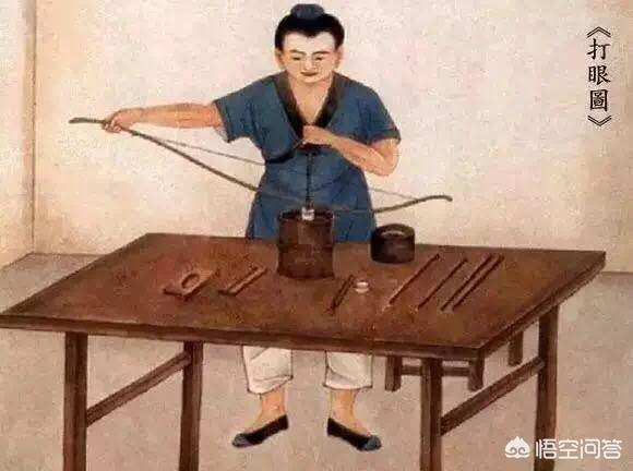 翡翠怎么雕刻,如何判断机器工和手工雕刻出来的翡翠？