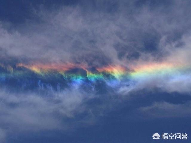 世界上真正的彩虹，五台山拍到七彩祥云，真的只是一片“云”而已吗