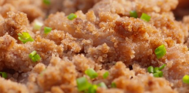 西安的清真粉蒸肉和普通的粉蒸肉区别在那里？