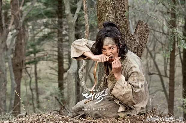 马思纯胖成贾玲:贾玲真的是越来越胖了，这样对身体不好啊，她为什么不减肥呢？