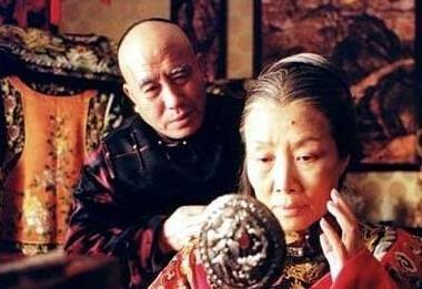 李莲英是好是坏:慈禧死后，李莲英为何能够保住小命