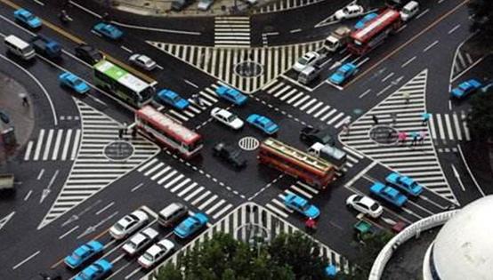 灵异事件隧道:时空隧道真的存在吗？为什么会有类似穿越的事件发生？