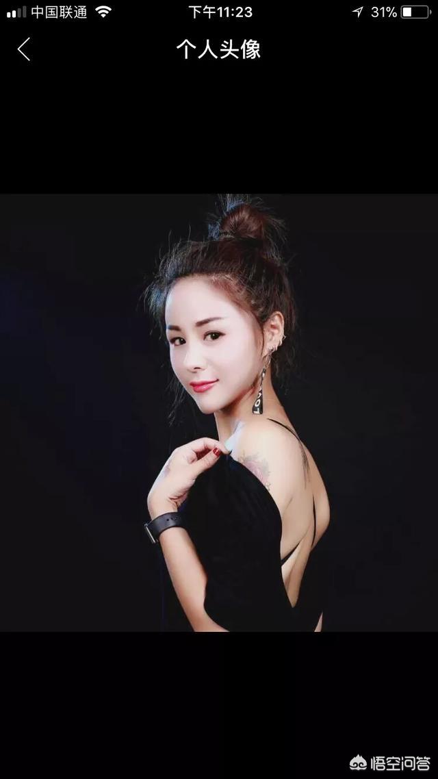 我是汪星人是什么意思:女的说自己是汪星人是什么意思 快手上的花姐是什么人啊，为什么都要去看她？
